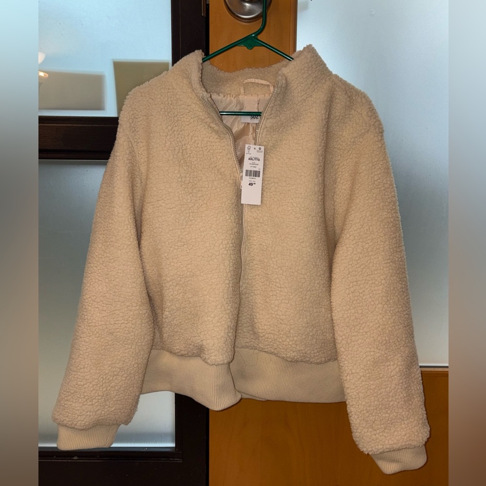 Suzy Shier Women’s Teddy Jacket - size XXL